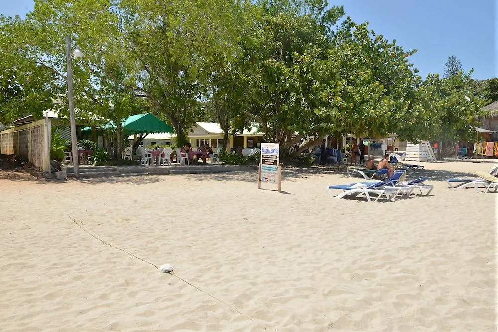 Merrils Beach Resorts Lll Negril Hotel