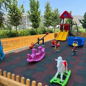Domus & 4*, Шенджин Албания